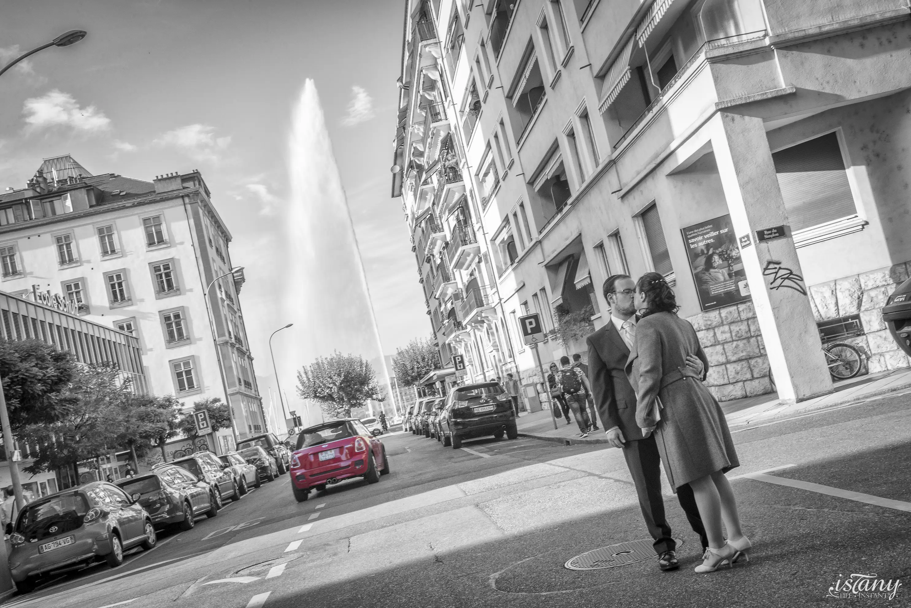 Mariage à Genève – Jet d'eau couple – ISTANY