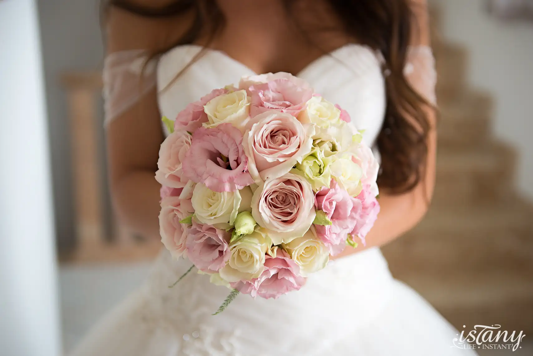 Bouquet de mariée roses photographe Genève – ISTANY